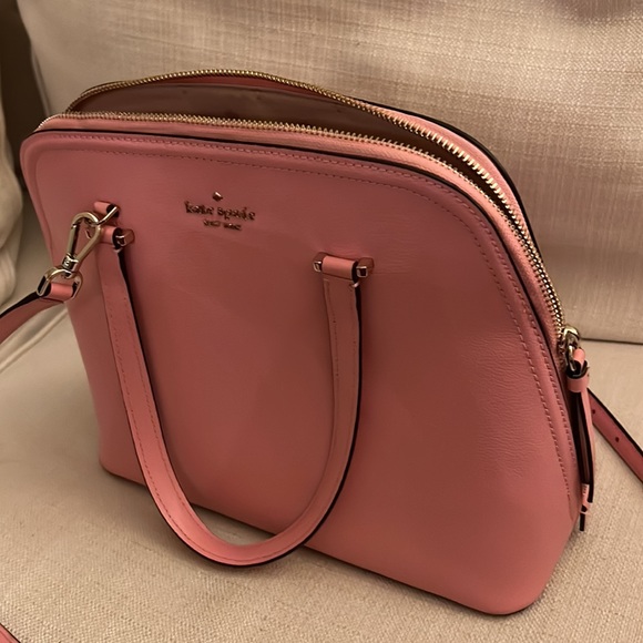Good as new Kate spade pink purse - Picture 4 of 4